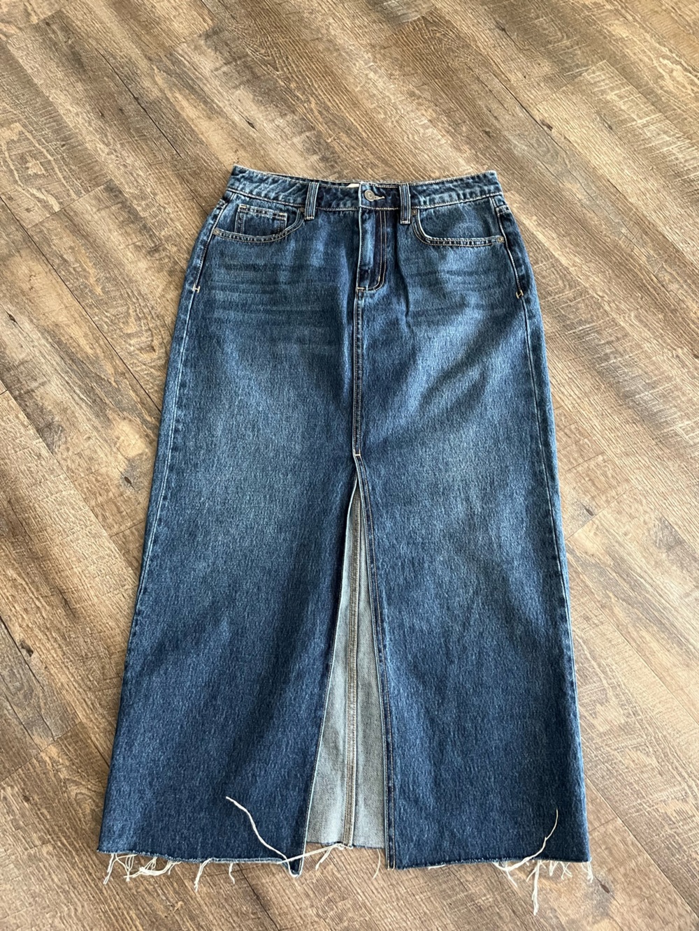 HIDDEN Women’s Dark Blue Denim Midi Skirt with Front Slit